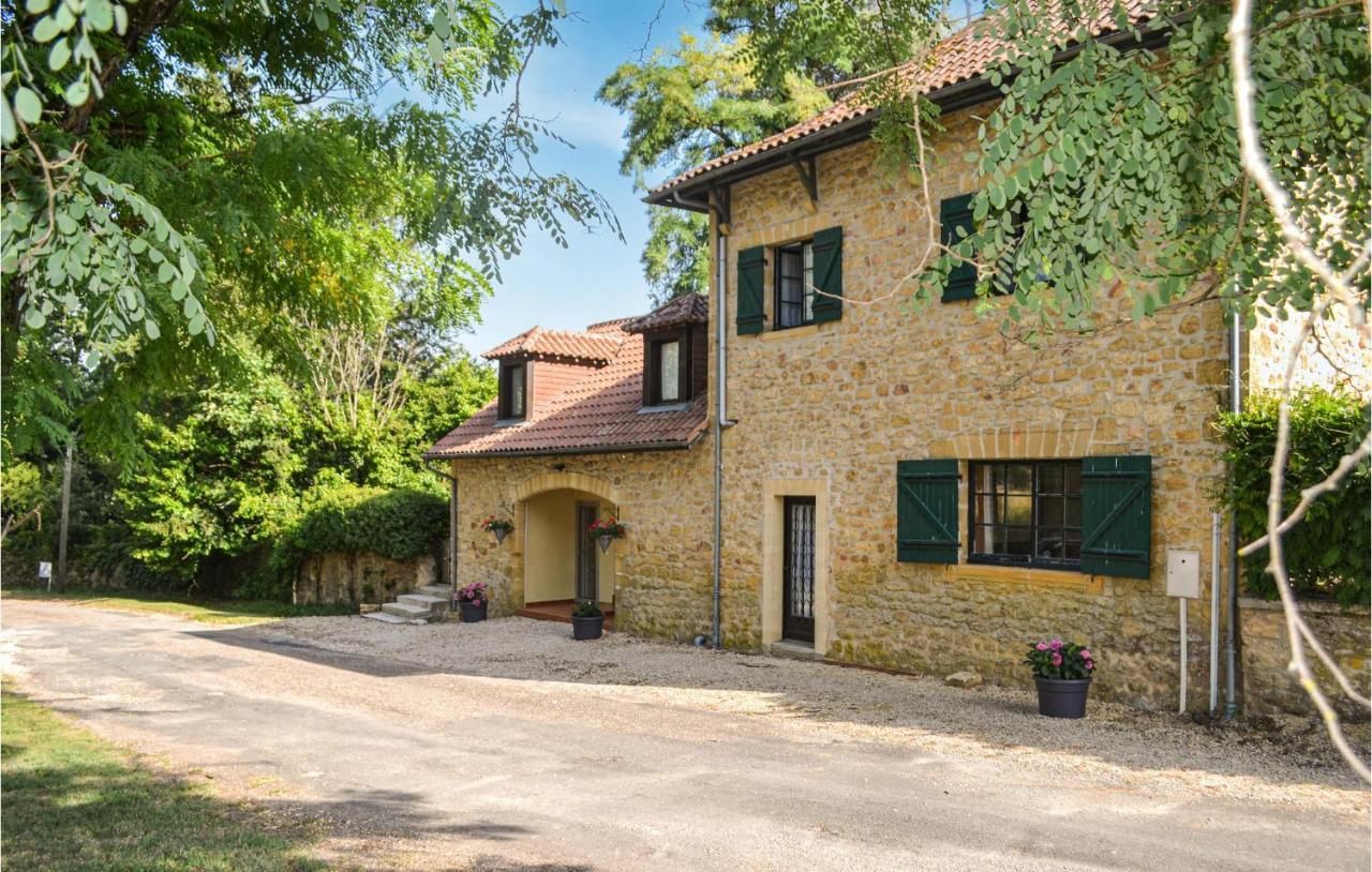 2 Bedroom Nice Home In Vitrac 维塔克 外观 照片